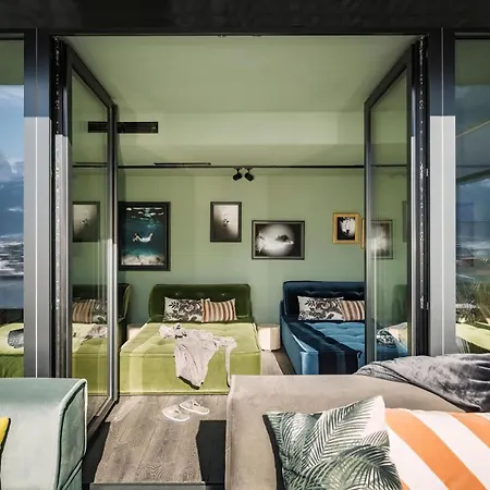 Coolnest Отель 4*