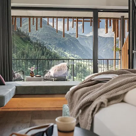 Hotel Coolnest 4*
