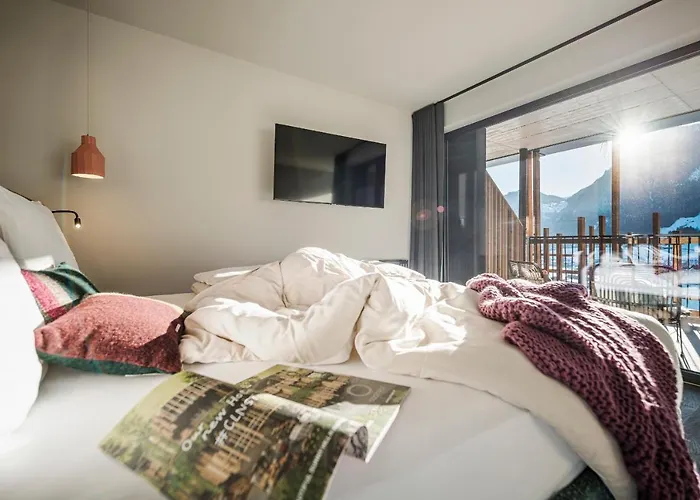 Coolnest Szálloda 4*