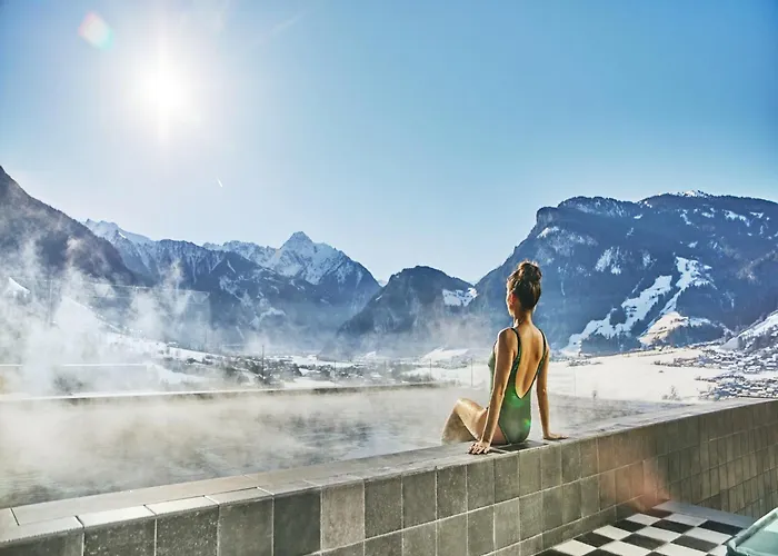 Coolnest Szálloda 4*